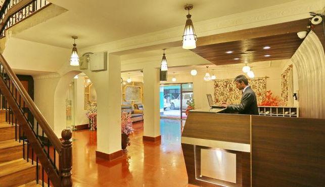 Hotel Ibni Kabeer Srīnagar Zewnętrze zdjęcie